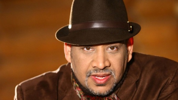 «كاريكا»: حسابي مسروق.. ولا توجد علاقة بينى وبين «أديل»