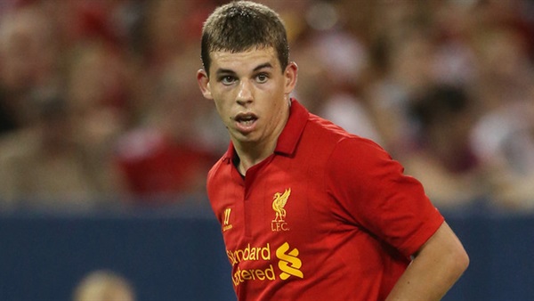 ليفربول يمدد عقد مدافعه الشاب جون فلاناجان