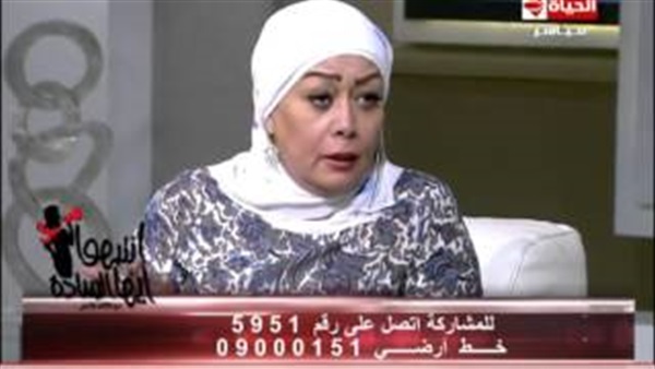 بالفيديو..«داعية»: «بر الإنسان بوالديه يطيل العمر»