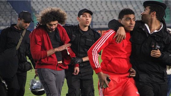القبض على عدد من «التراس اهلاوي» لاقتحامهم  «برج العرب»