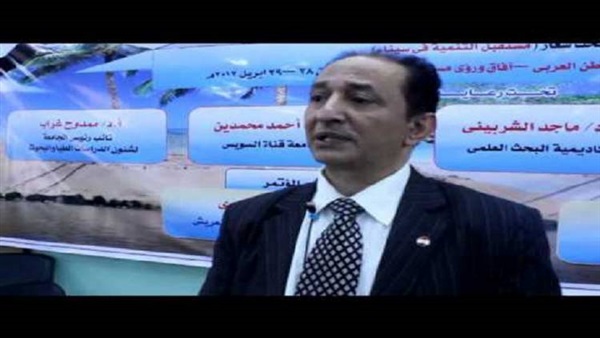 رئيس جامعة قناة السويس: يعلن عن مسابقة لتصميم شعار لها