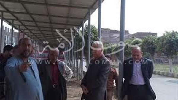 بالصور.. رئيس مدينة منوف يفتتح موقف الحامول شبين الكوم