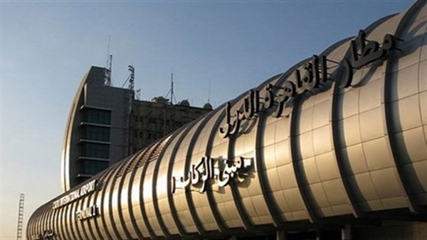 ضبط 3 ساعات تجسس داخل مطار القاهرة