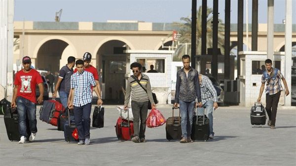 تونس تفتح معبر رأس جدير لدخول شاحنات من ليبيا