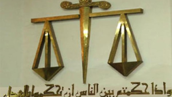 غدا.. أولى جلسات محاكمة شاذ جنسيا ارتدى النقاب للتحرش بمصلين الحسين