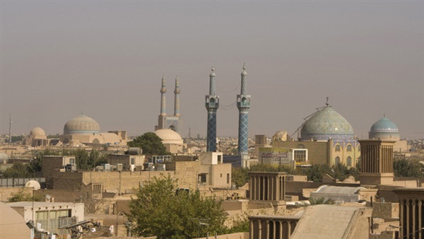 مقتل شخصان في هجوم على حسينية بإيران  