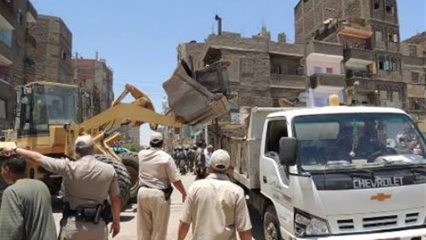 حملة مرافق مكبرة لاعادة الانضباط لشوارع الجيزة ‎ 
