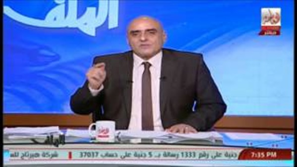 بالفيديو.. عزمي مجاهد: «القرضاوي لو رجع مصر هنضربه بالشبشب»