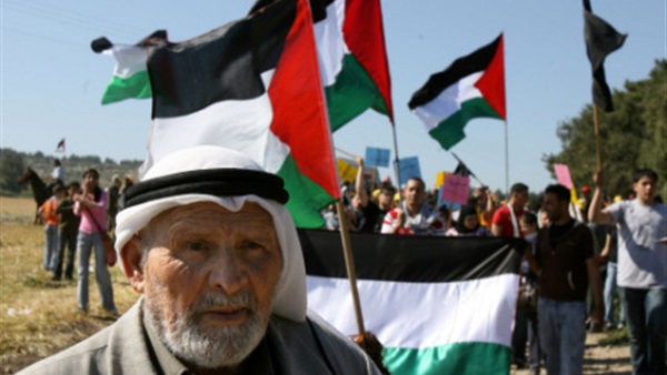 4 أسباب وراء كتابة «وش اللبن» بالعبرية.. طرح قضية الهوية القومية للفلسطينيين.. إجبار الخطاب المجتمعي في إسرائيل علي التعامل مع هذا الجمهور.. والأديب أيمن سكسك: خيار أيديولوجي يكشف احتياجات عرب 48 