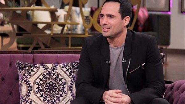 ظافر العابدين مع منى الشاذلي.. الليلة