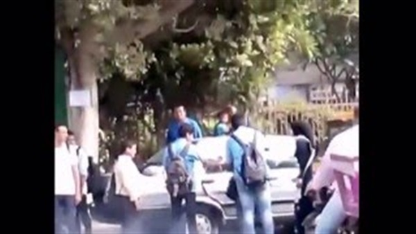 بالفيديو.. لحظة التحرش بفتاتين فى حدائق القبة