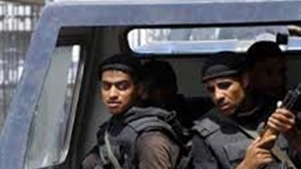 القبض علي ثلاثة أشخاص هاربين من مؤبد بالفيوم