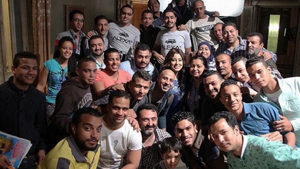 بالصورة.. آيتن عامر تواصل تصوير «شقة فيصل»