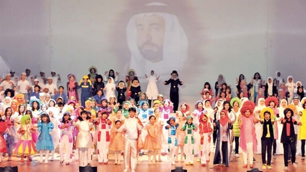 الأطفال يرسمون آمالهم المستقبلية في ملتقى الشارقة للأطفال العرب