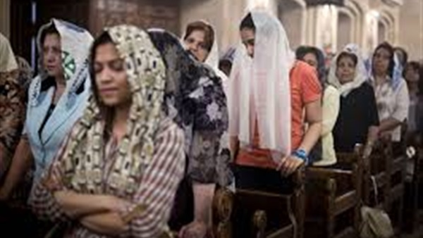 هل الإحتشام ضرورى داخل الكنائس
