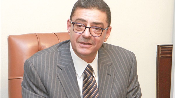 طاهر يُخاطب أمن السويس لحضور الجماهير  