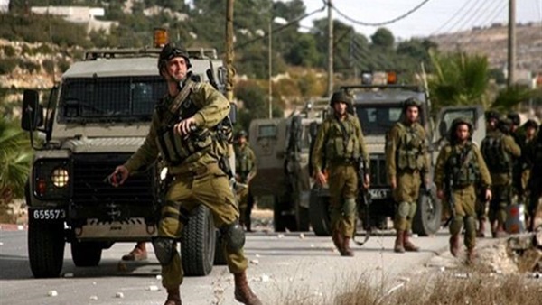 قوات الاحتلال تطلق النار على المزارعين والصيادين في غزة