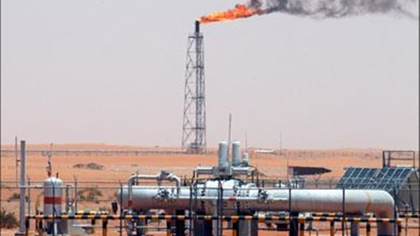 «البترول»: برنامج متكامل للاستفادة من الغازات المصاحبة بحقول البترول