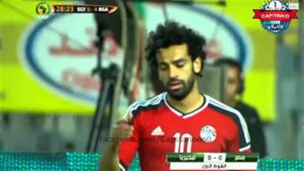 بالفيديو.. أخطر الفرص الضائعه لمنتخب مصر بالشوط الأول 