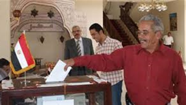 القنصلية المصرية بفرنسا تفتح  أبوابها للمصريون للأدلاء بأصواتهم  