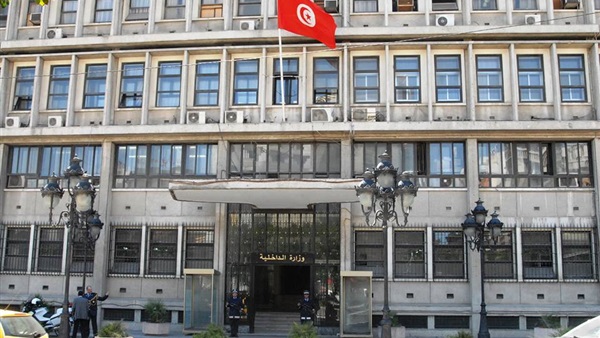 تونس: إصابة رجل أمن في كمين واعتقال متشددين