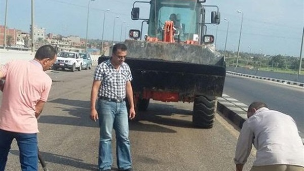   وزير النقل يستجيب لطلب صيانة الكباري علي الطريق الدولي الساحلي بدمياط  