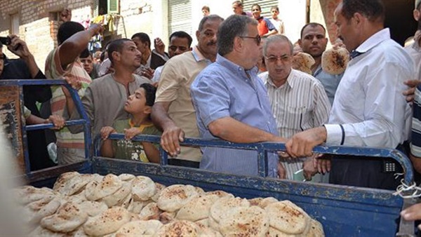 حملة تمونية علي المخابز بسنورس فى الفيوم