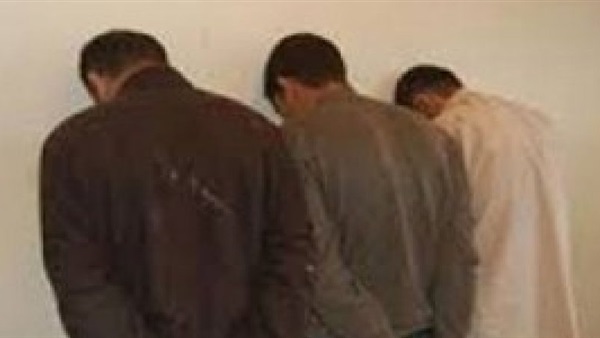ضبط تشكيل عصابي تخصص في سرقة المحلات التجا‏رية بالشرقية