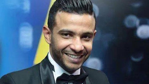 «حسن» ينشد «يا مولاي» بحفل عيد الخريجين بحقوق القاهرة