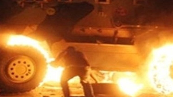  انفجار شاحنة نقل مدرعات عسكرية بعبوة ناسفة فى العريش 