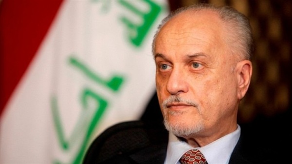 وزير عراقي يطالب الحكومة وهيئة النزاهة بفتح تحقيق بشأن قضايا الفساد