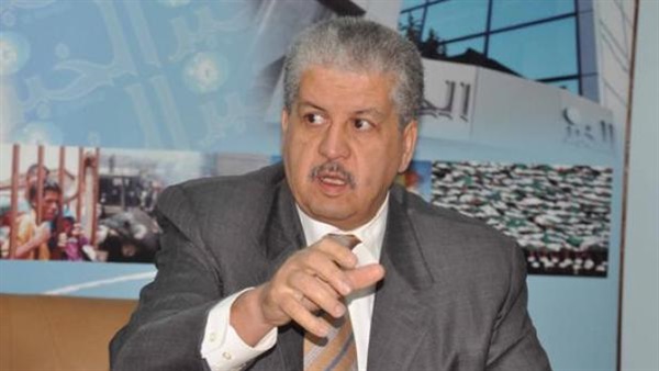 رئيس وزراء الجزائر يشدد على حق الدول في استخدام الطاقة النووية