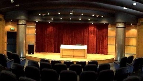 اليوم.. مناقشة "عاطف الطيب رائد الواقعية" في مركز الحضارة