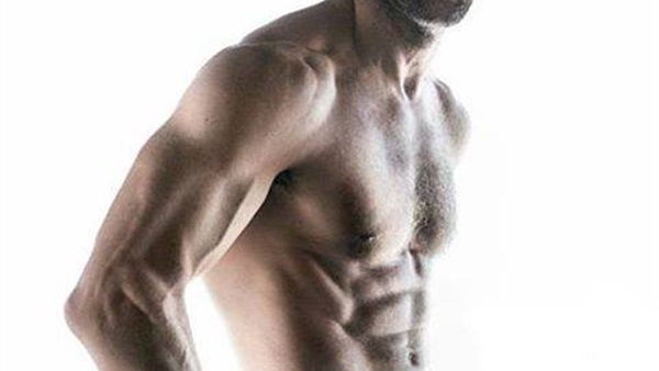 صورة جاسون ستاثام بدون ملابس تقترب  من ربع مليون إعجاب فى 20 دقيقة 