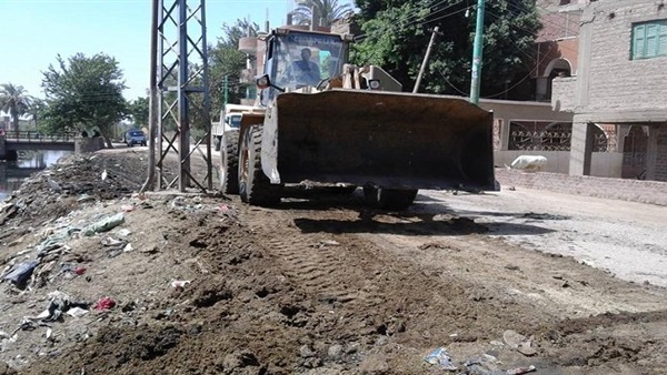 رفع 80 طن قمامة يوميا من شوارع ابوتيج  