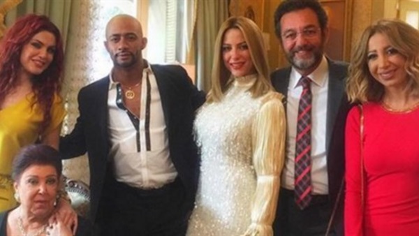هند رضا دخل كواليس «الأسطورة»