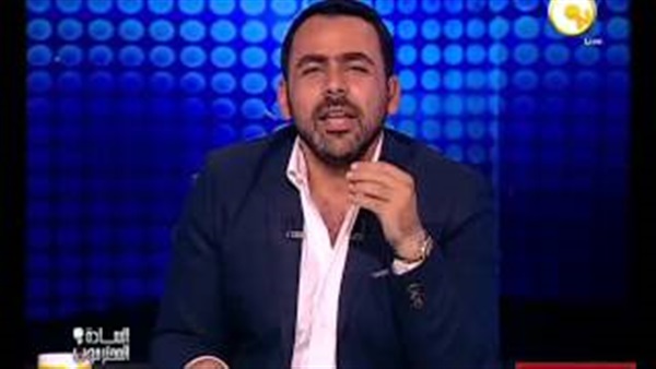 بالفيديو.. يوسف الحسيني لـ«السيسي»: «البلد بتغرق ياريس»