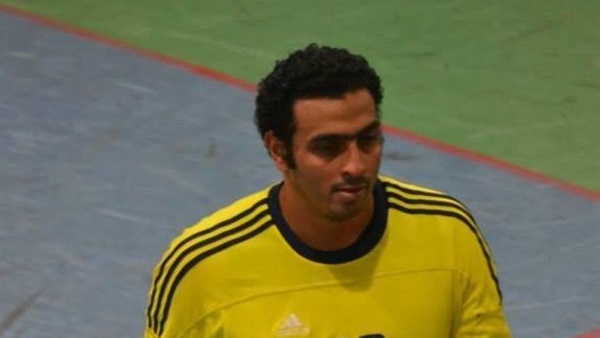 الخميس ..لاعب يد الزمالك يجري جراحة الرباط الصليبي للركبة 
