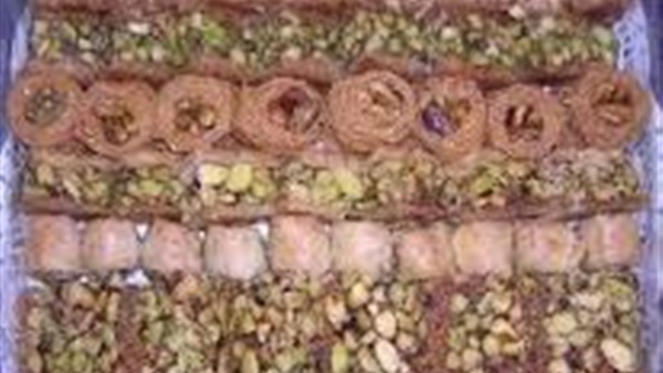 ضبط 85 كيلو حلويات منتهية الصلاحية بالإسماعيلية