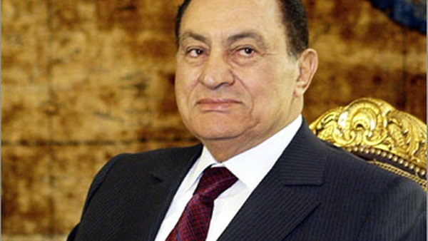 ‫«آسف يا ريس» ردًا على وثائق «بنما»: «مبارك» أكبر من الرد علي مهاجمونه