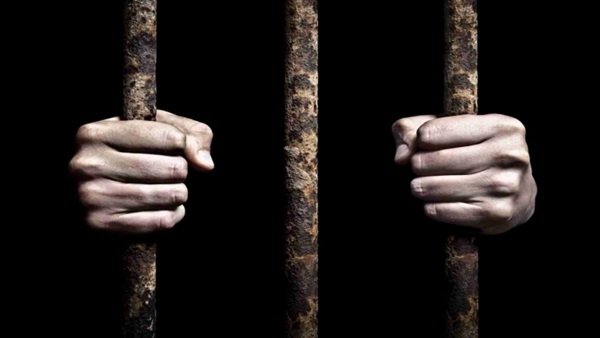 لبناني معتقل في إيران يناشد مسئولي بلاده لإطلاق سراحه