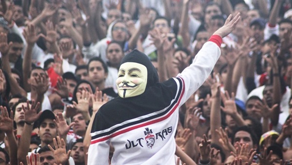 بالفيديو.. الزمالك: المشجع الذي يهتف ضد «الأهلي» محروم من حضور المباريات