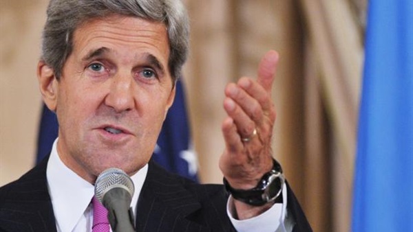 «كيري» يسجل رقما قياسيا بقطع مليون ميل فى رحلات بالخارج