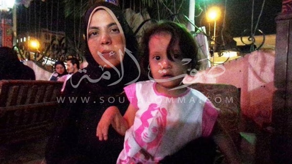 بالصور.. قصة الطفلة «سلمي» المأساوية ببورسعيد.. أصيبت بمرض مزمن فى القلب.. فقدت النطق وهى فى الثالثة من عمرها.. «الأم»: أخشى فقدان بنتى فى لحظة وأناشد الرئيس السيسى والمحافظ لإنقاذ حياتها 