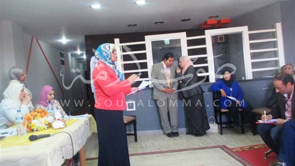 بالصور.. «القومي للمرأة» يواصل جلسات الحوار الوطني بالعريش