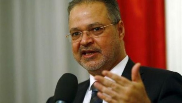 نائب رئيس الوزراء اليمني يجتمع بالسفير المصري لدى بلاده