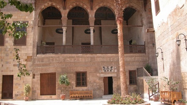 اليوم.. ثقافة السنبلاوين يحتفل بـ"يوم اليتيم"