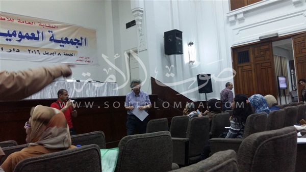 بالصور.. وصول نقيب الأطباء لـ«دار الحكمة»