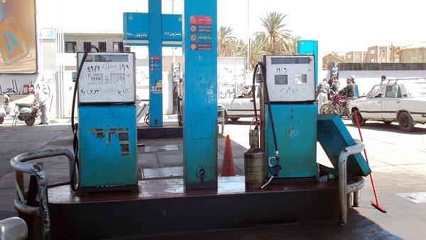 ضبط صاحب محطة يبيع 10 آلاف لتر بنزين بالسوق السوداء