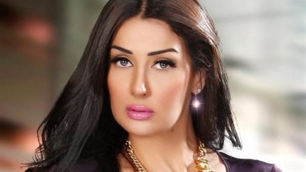غادة عبد الرازق ترجع لمواصلة تصوير «الخانكة»